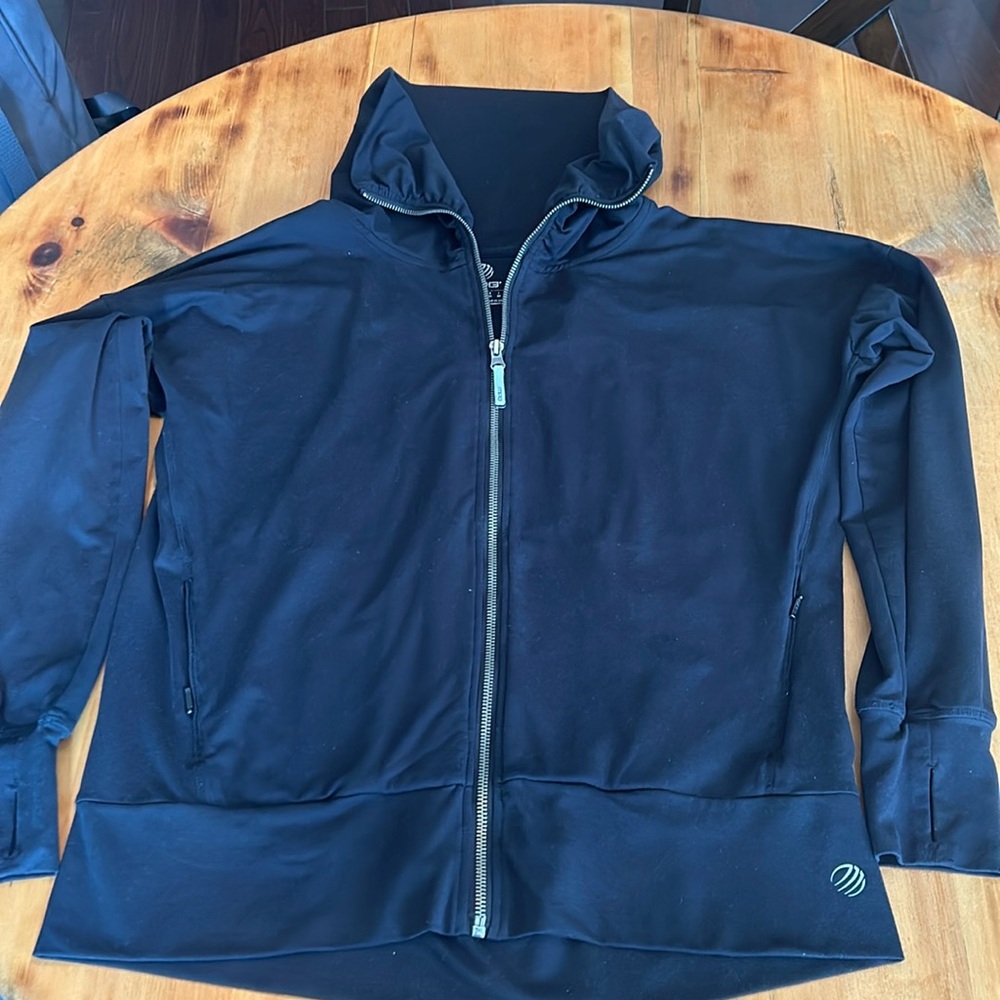 MPG women’s yoga full zip size L.